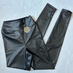 NWT Aerie Offline Black Real Luxe Faux Leather Leggings X-Small
